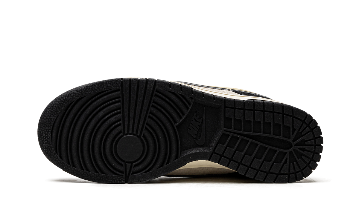 DUNK LO LX MNS WMNS "Black / Cream Suede" DV3054 001
