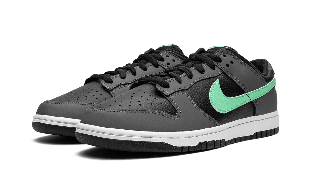 Dunk Low Retro "Black / Green Glow" FB3359 001