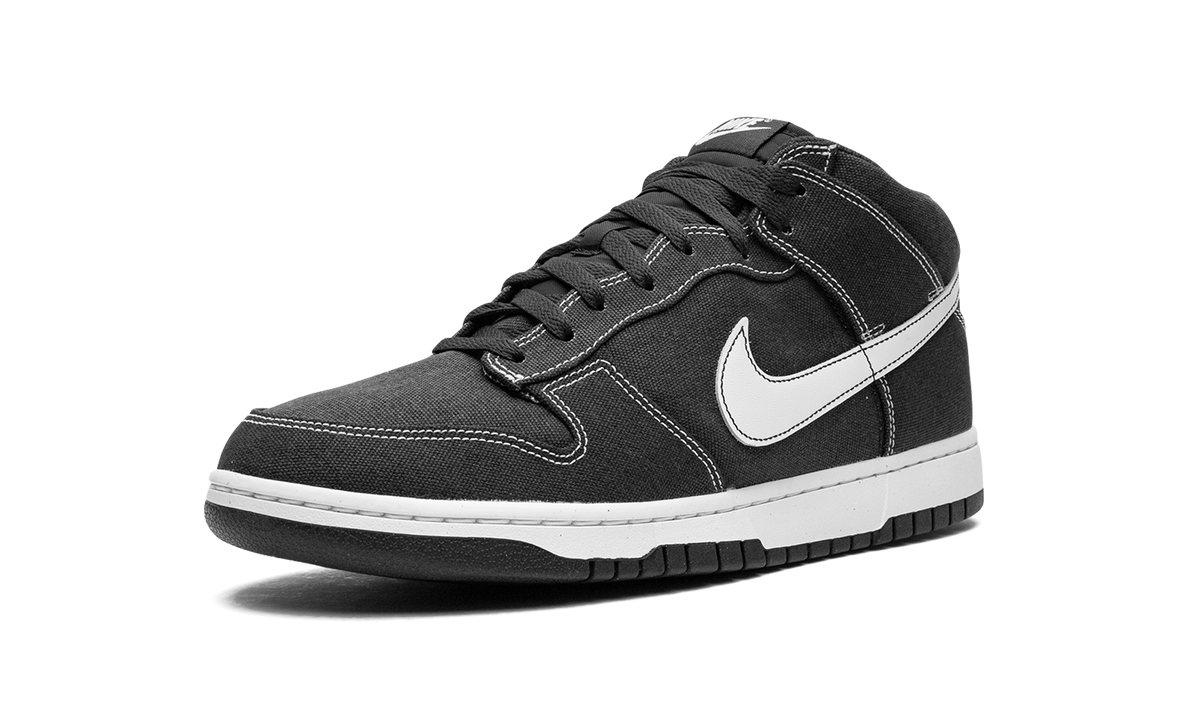 Dunk Mid "Off Noir" DV0830 001