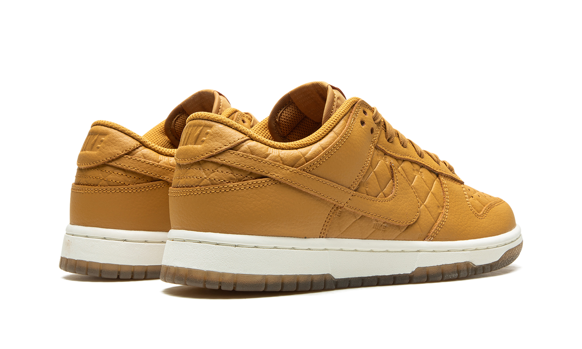 DUNK LO MNS WMNS "Quilted Wheat" DX3374 700