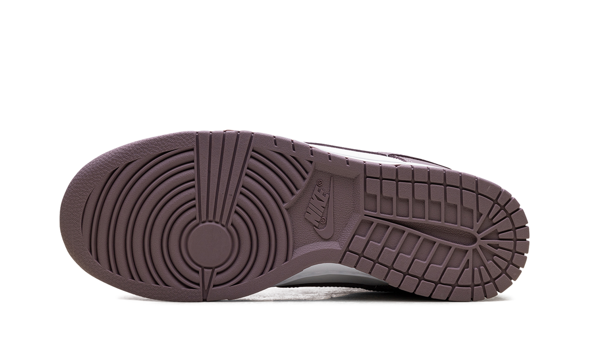 Dunk Low "Violet Ore" DV0833 112