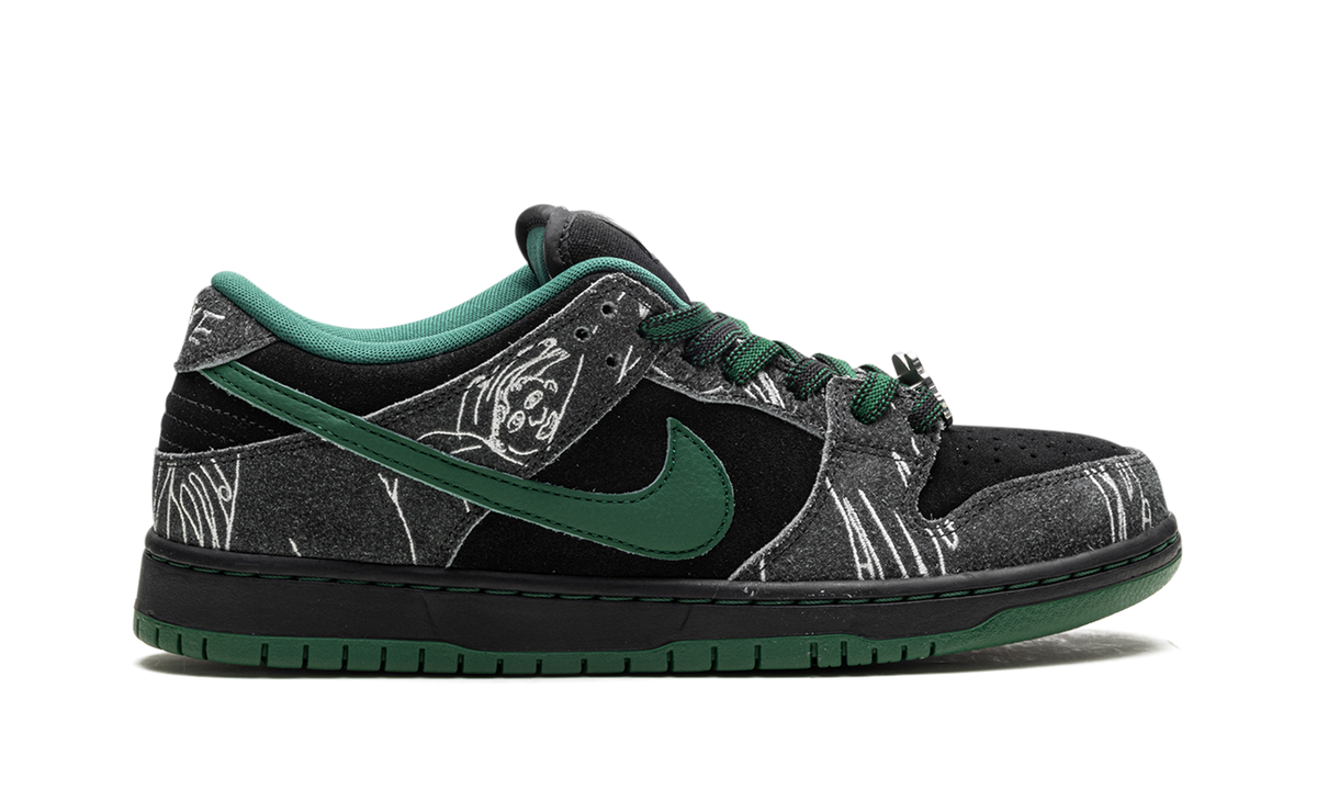 SB Dunk Low "There Skateboards" HF7743 001