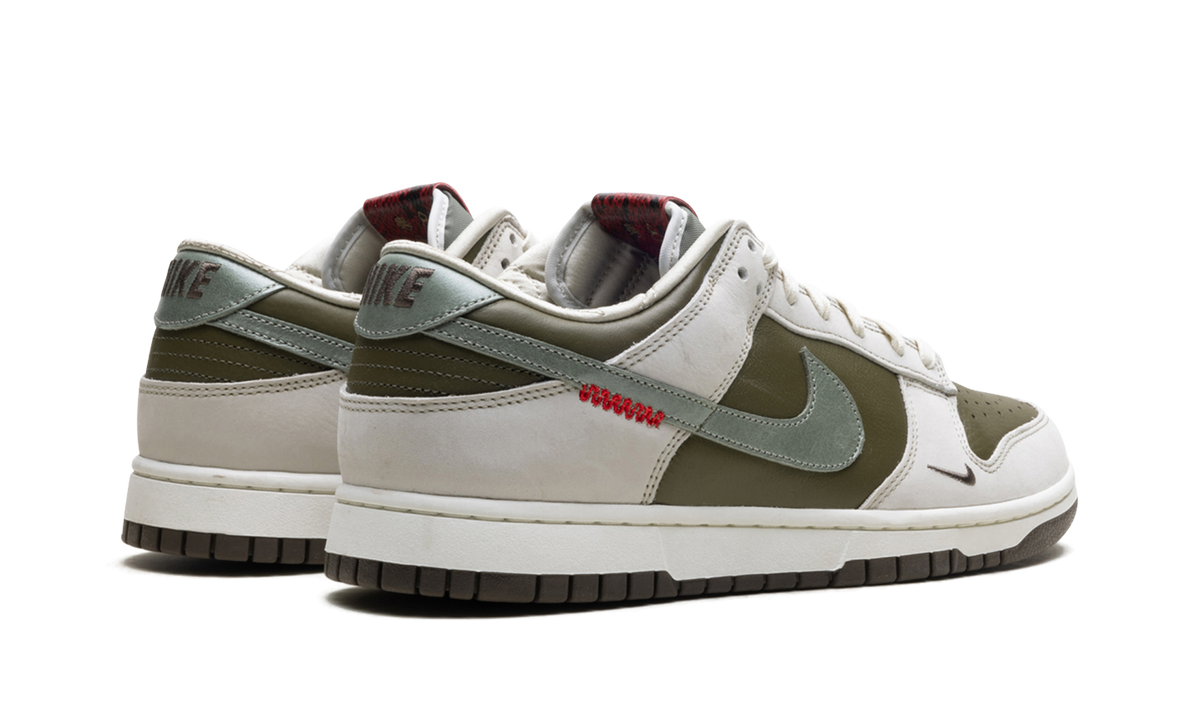 Dunk Low Retro "Year of the Snake (2025)" HV5980 231