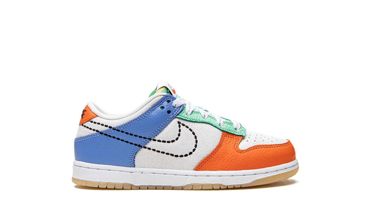 Dunk Low PS "Nike 101" DX3364 100