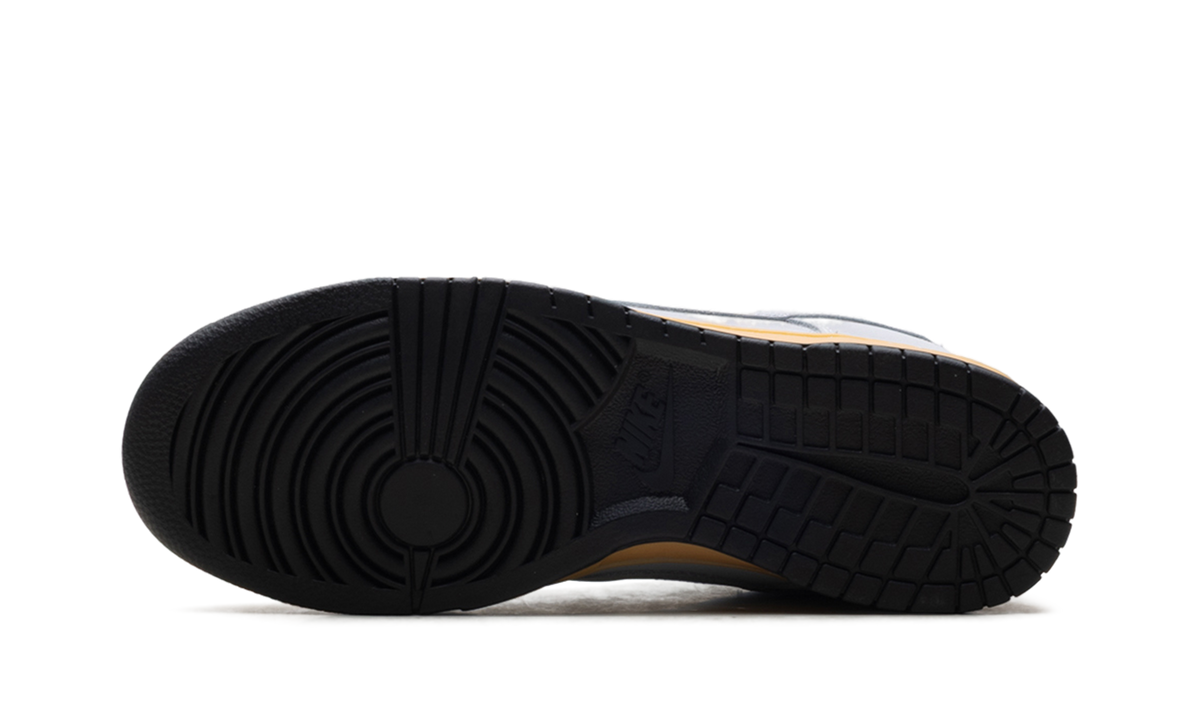 Dunk Low SE "Wolf Grey" HQ1932 001