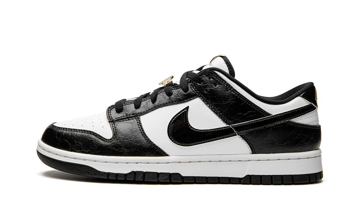 Dunk Low "World Champs - Black White" DR9511 100
