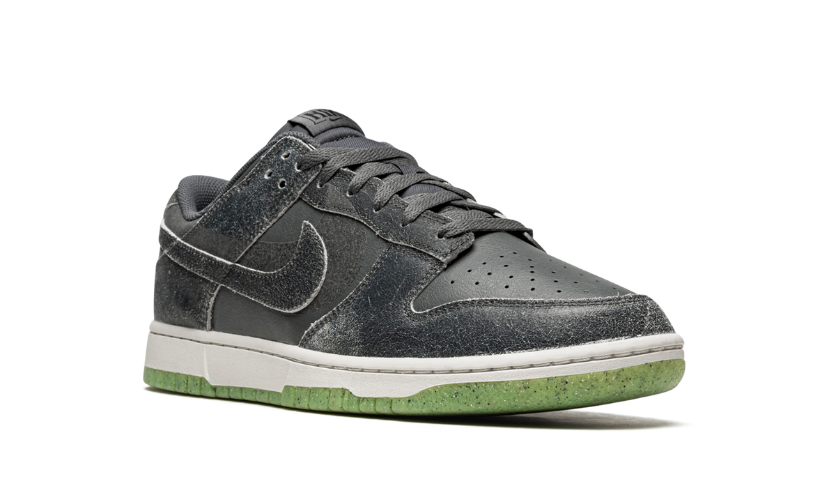 Dunk Low Retro PRM "Halloween 2022" DQ7681 001