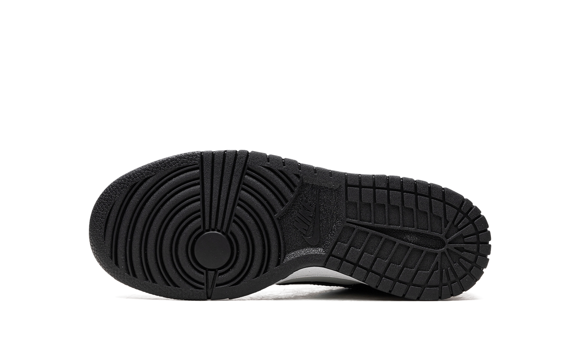 Dunk Low Next Nature GS "Black Bright Mandarin" FN7784 001