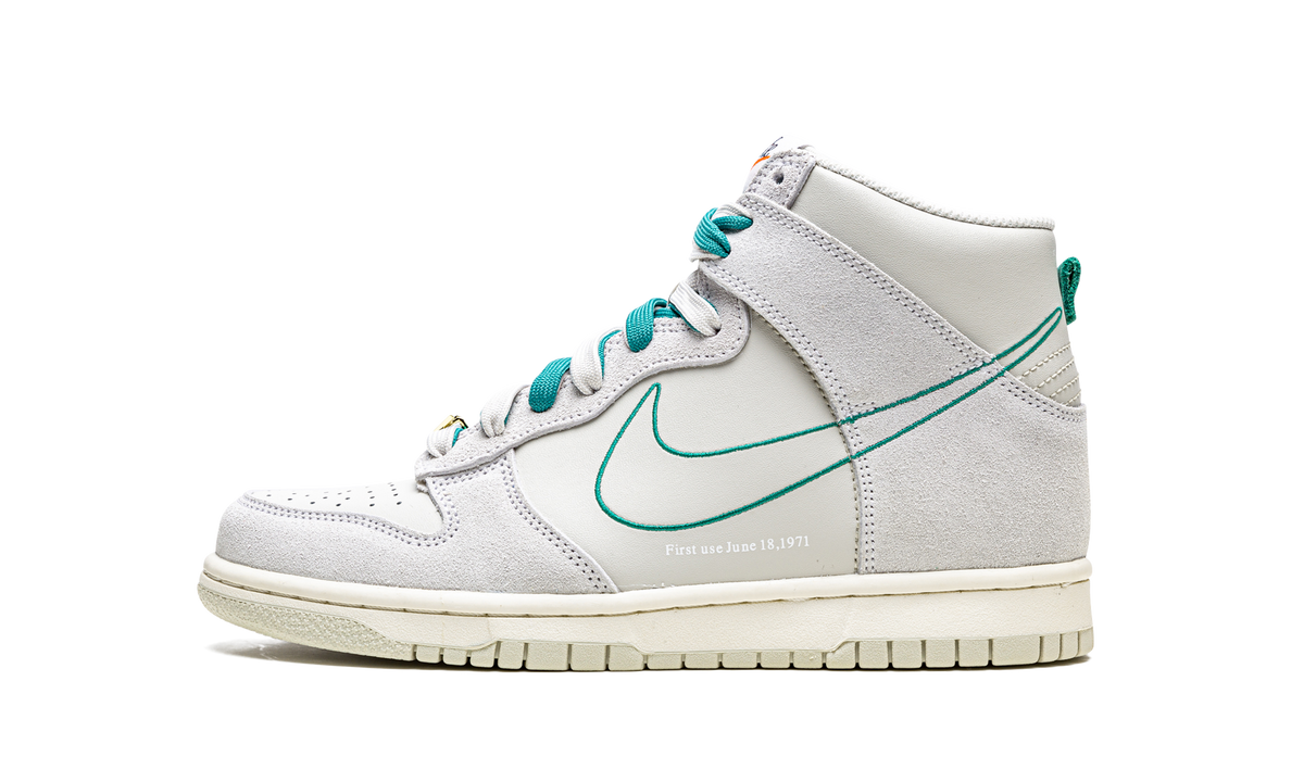 Dunk High SE GS "First Use - Green Noise" DD0733 001