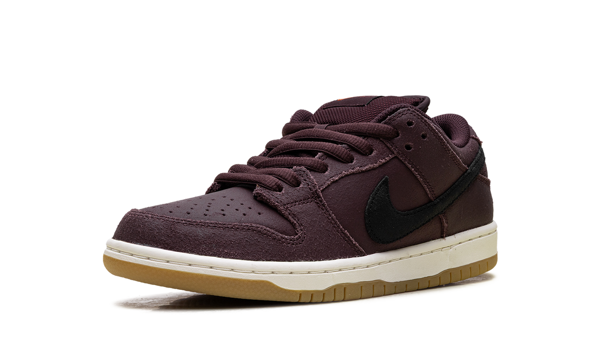 SB Dunk Low Pro "Burgundy Crush" IO2304 600