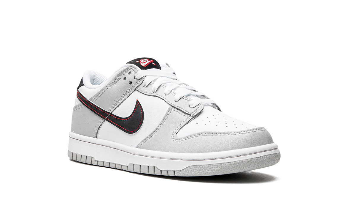 Dunk Low GS "Lucky" DQ0380 001