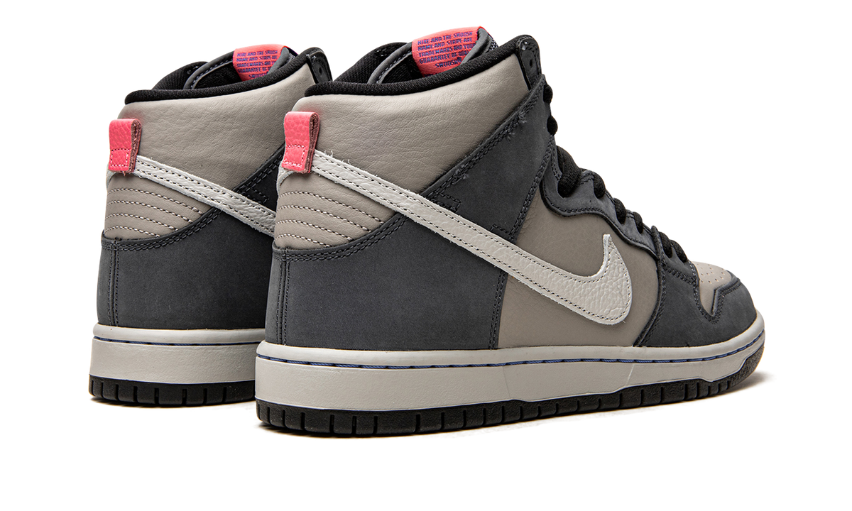 SB Dunk High Pro "Medium Grey" DJ9800 001