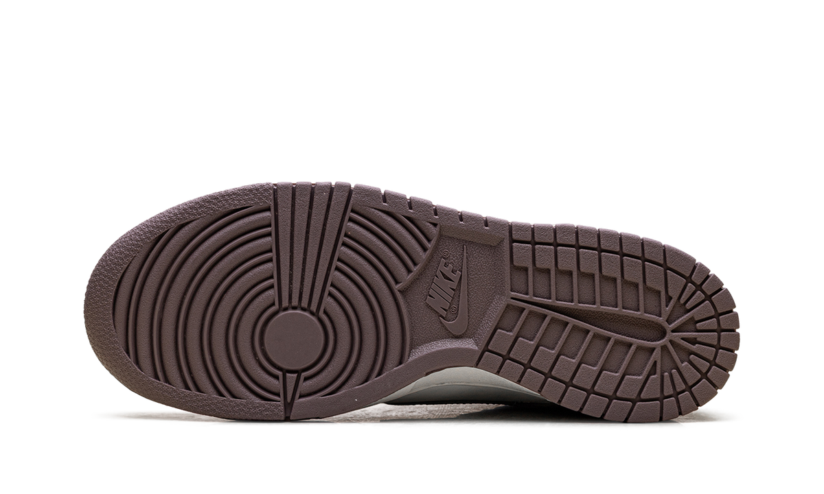 Dunk Low GS "Taupe Grey" IB2887 200