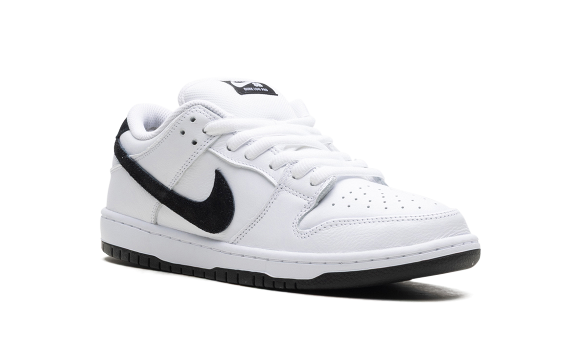 SB Dunk Low "White Black" HF3704 100