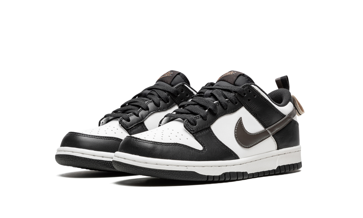 Dunk Low "Black White Metallic" DH9764 001